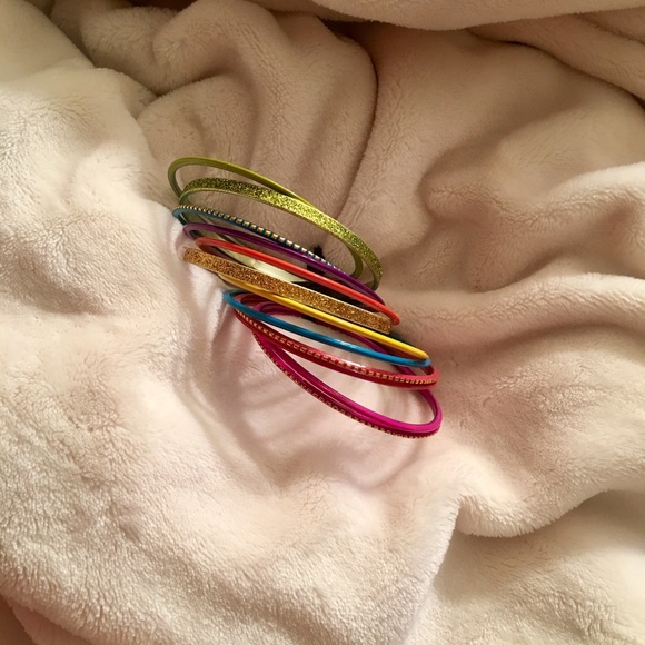 ☀️Boho Multi-Color Bangle Set☀️ - Picture 5 of 6